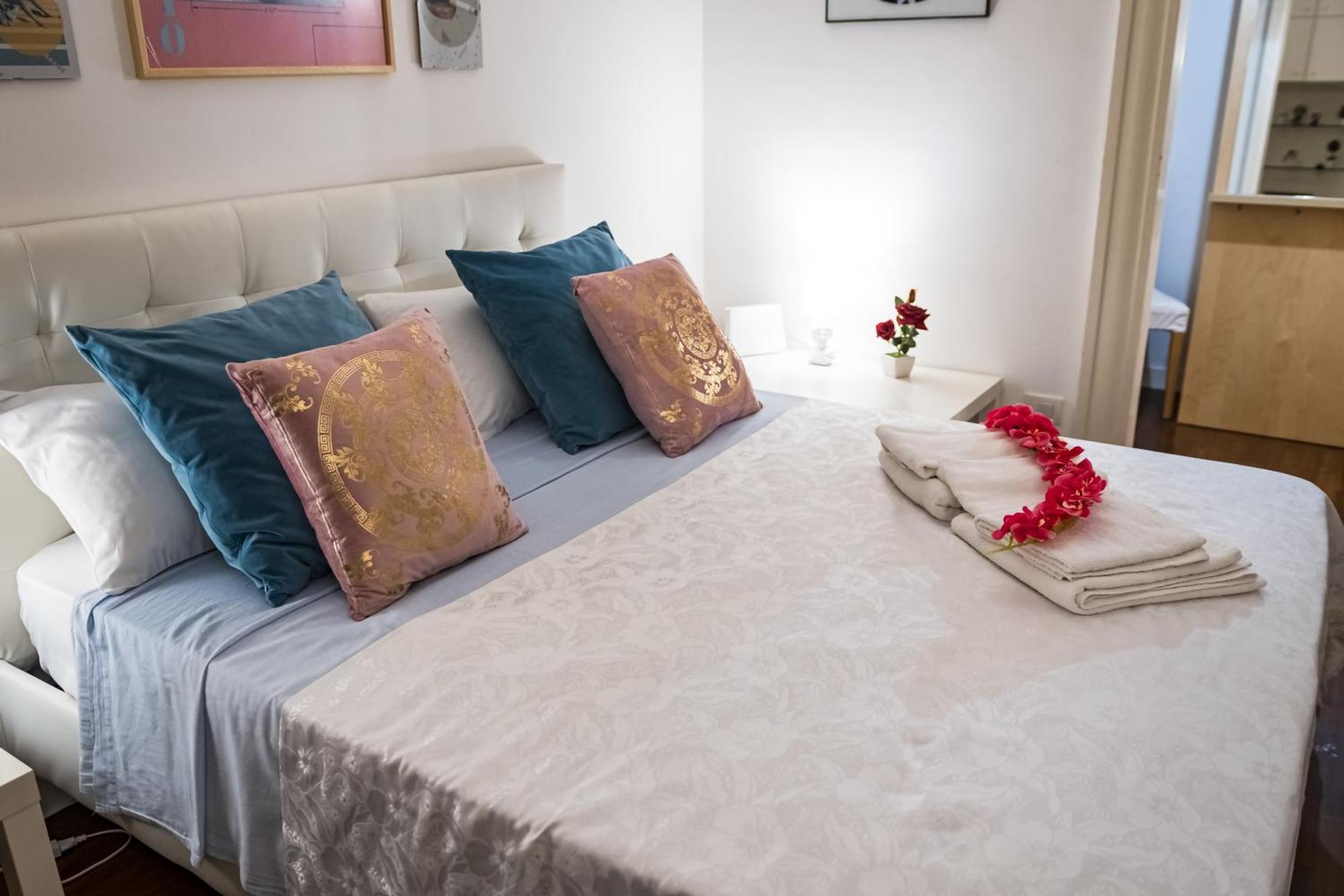 לצ'ה Davids Room Palazzo Tamborino מראה חיצוני תמונה